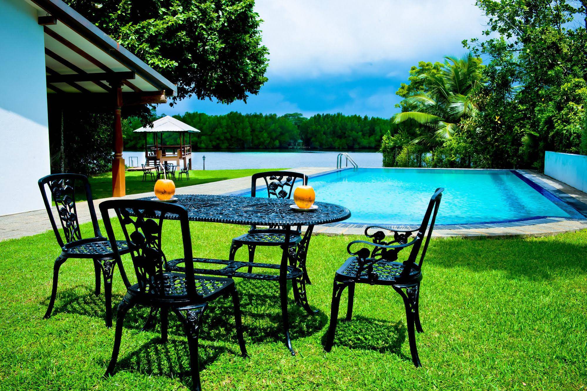 Okvin River Villa
