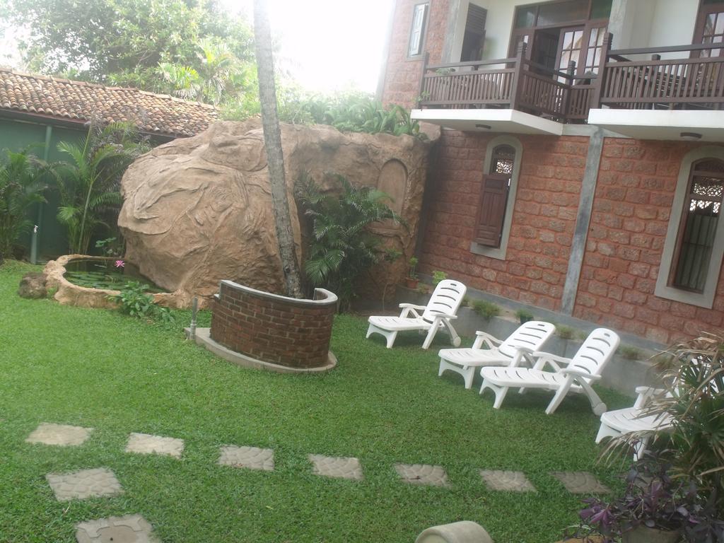 Susantha Garden