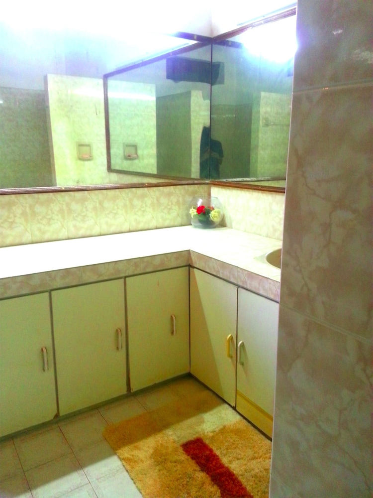 Chaya Villa Guest House