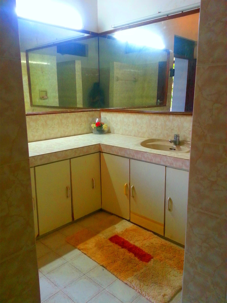 Chaya Villa Guest House