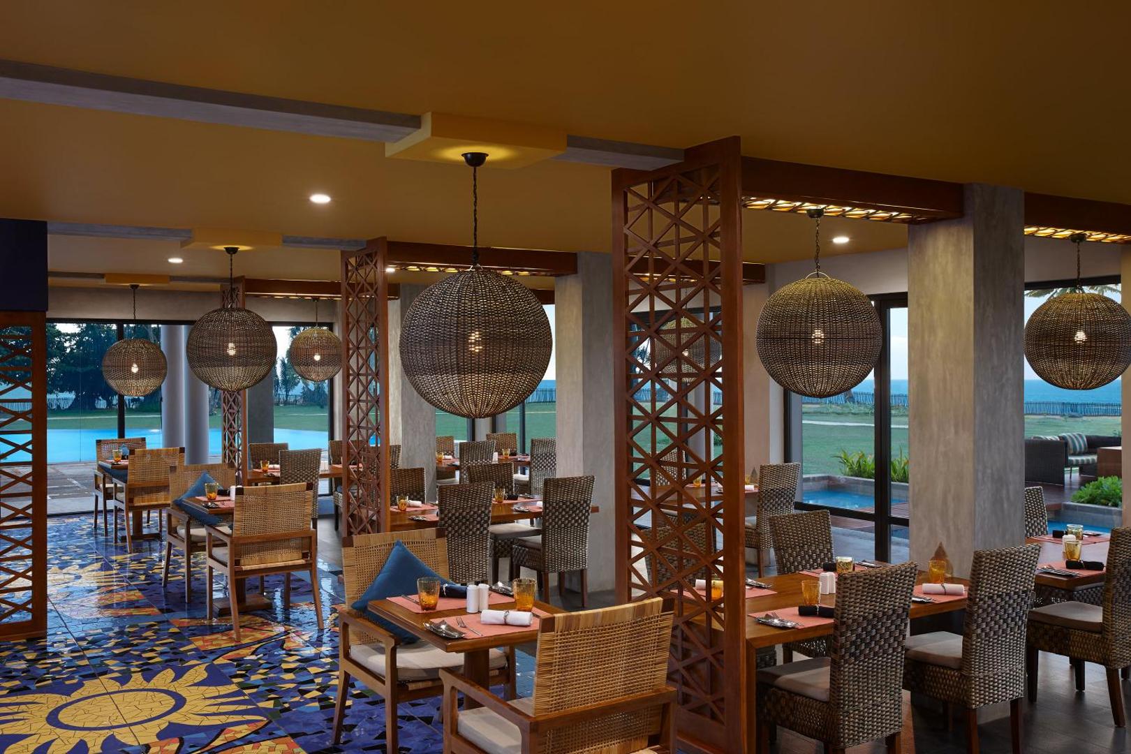 Cinnamon Bey Beruwala