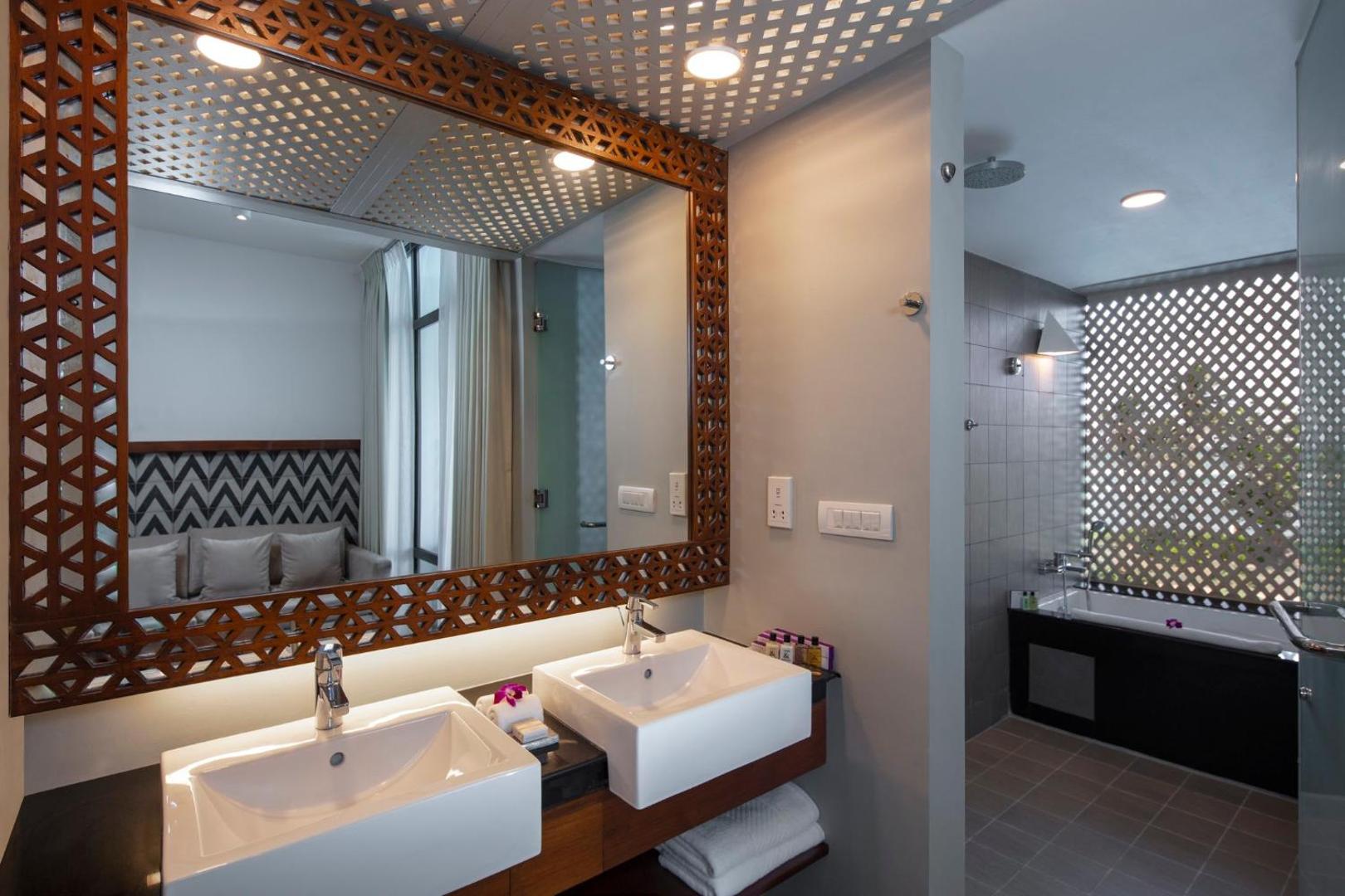 Cinnamon Bey Beruwala