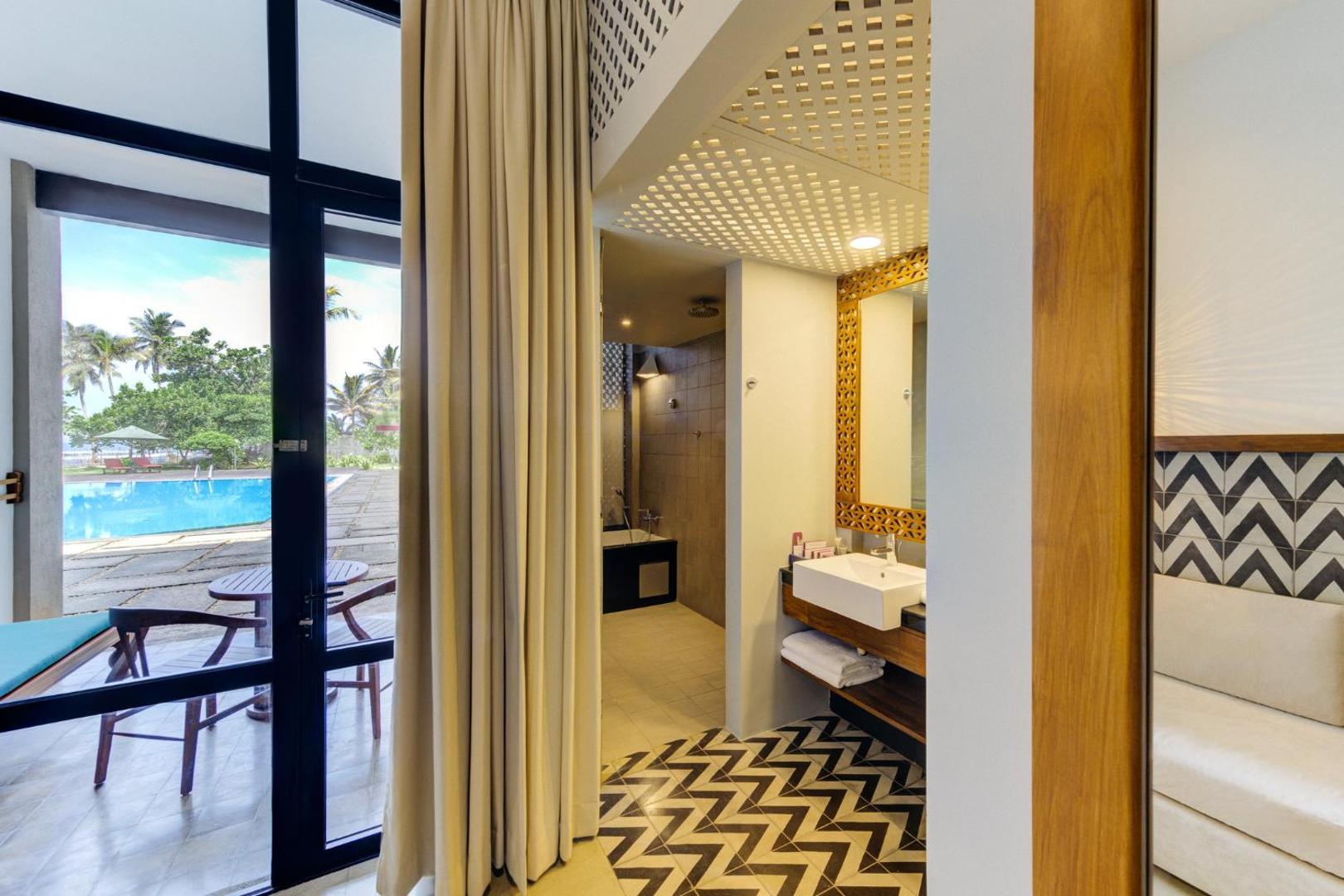 Cinnamon Bey Beruwala