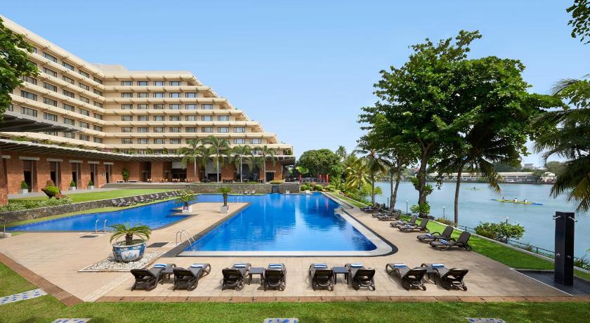 Cinnamon Lakeside Colombo