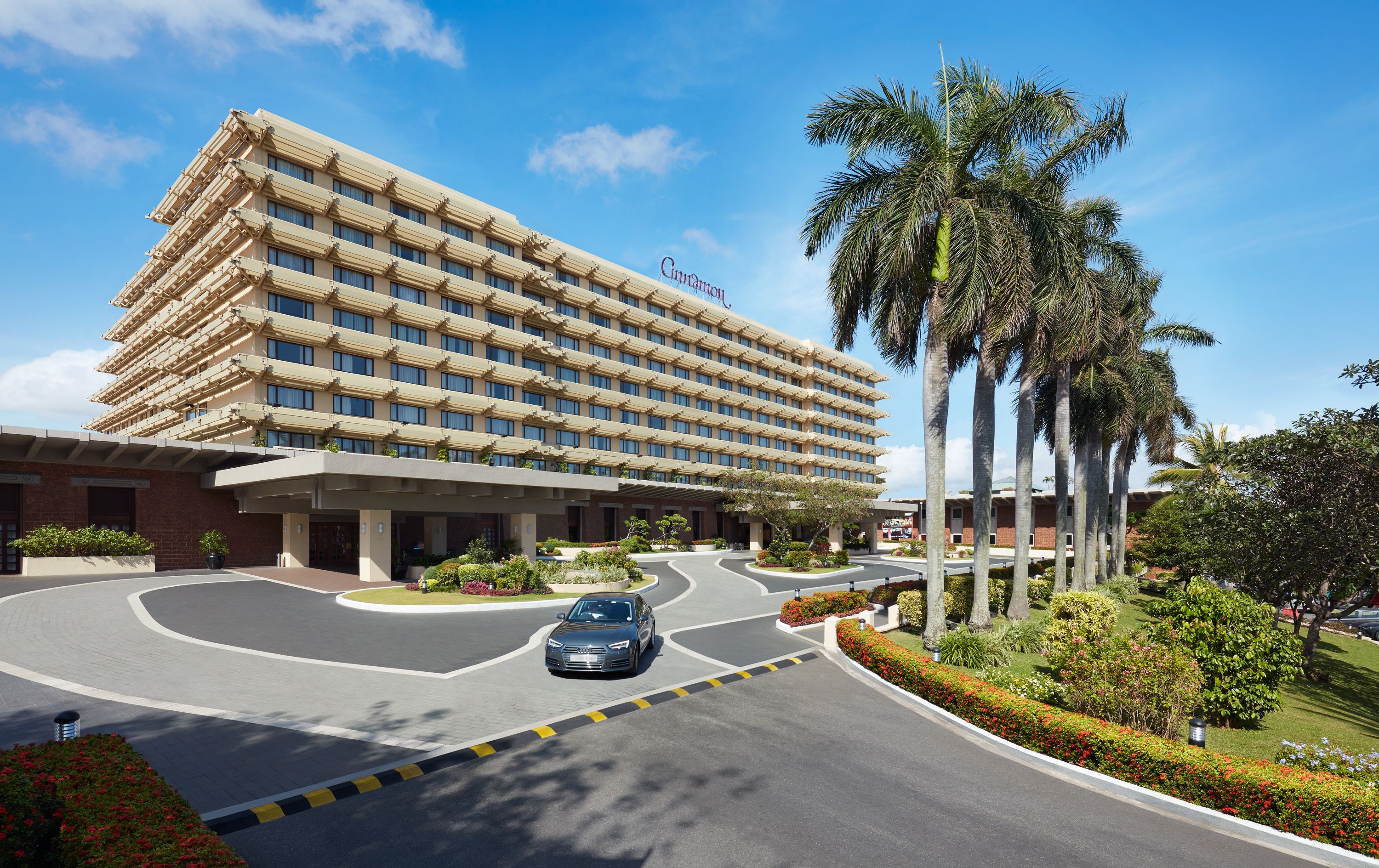 Cinnamon Lakeside Colombo