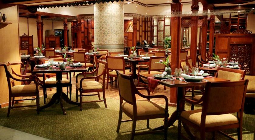 Cinnamon Lakeside Colombo