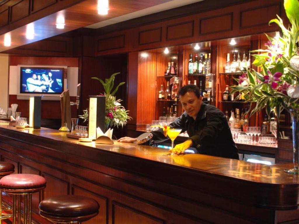 Cinnamon Lakeside Colombo