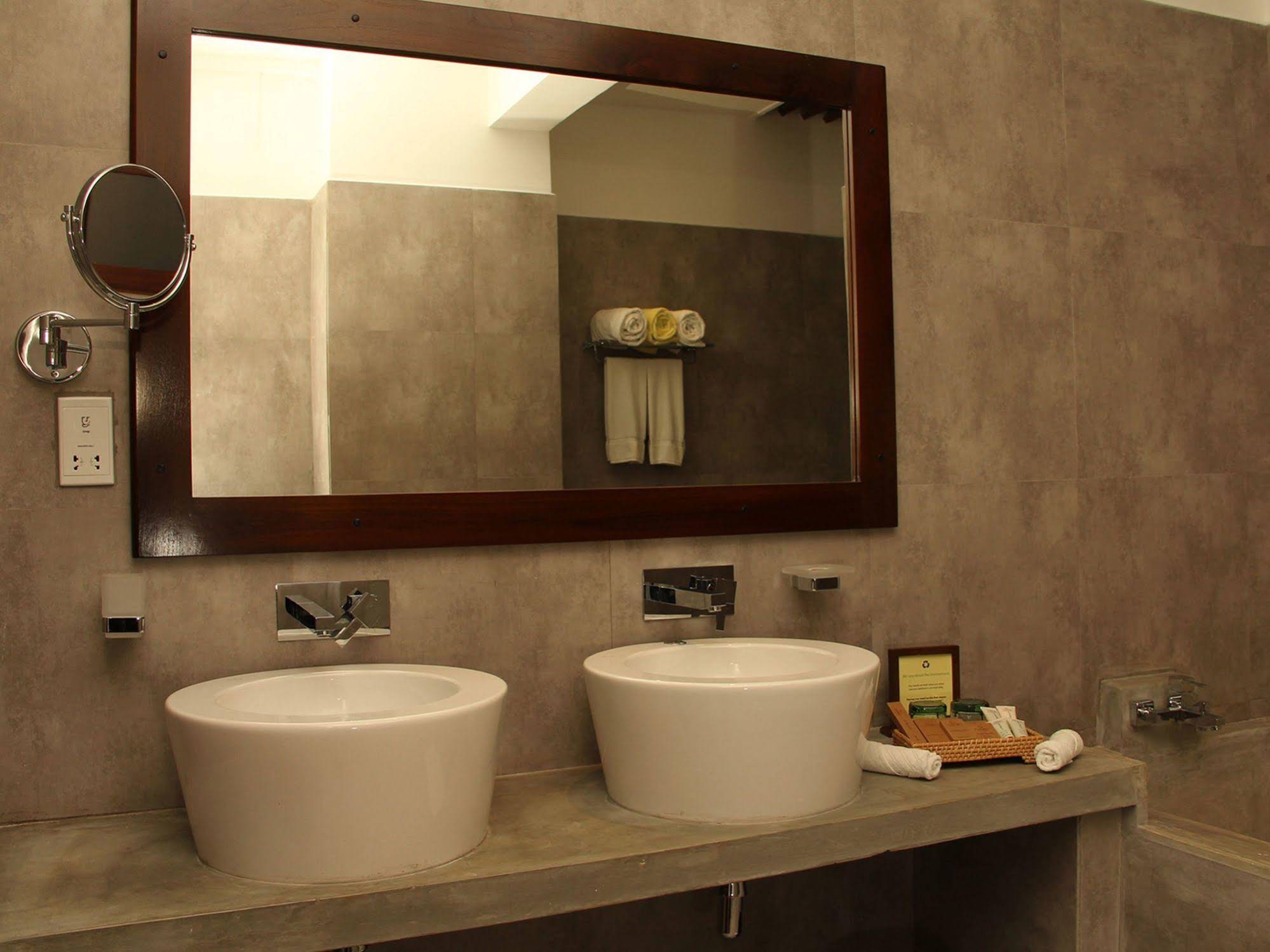 Colombo Court Hotel & Spa