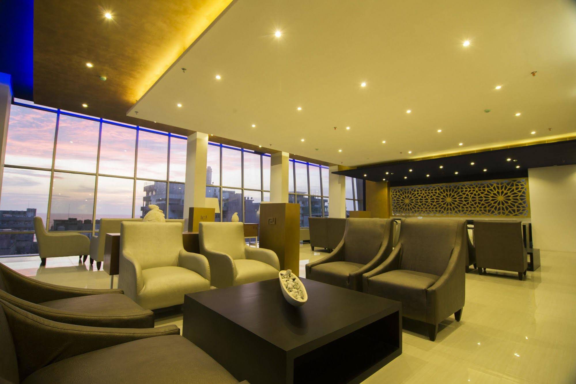 Platinum One Suites