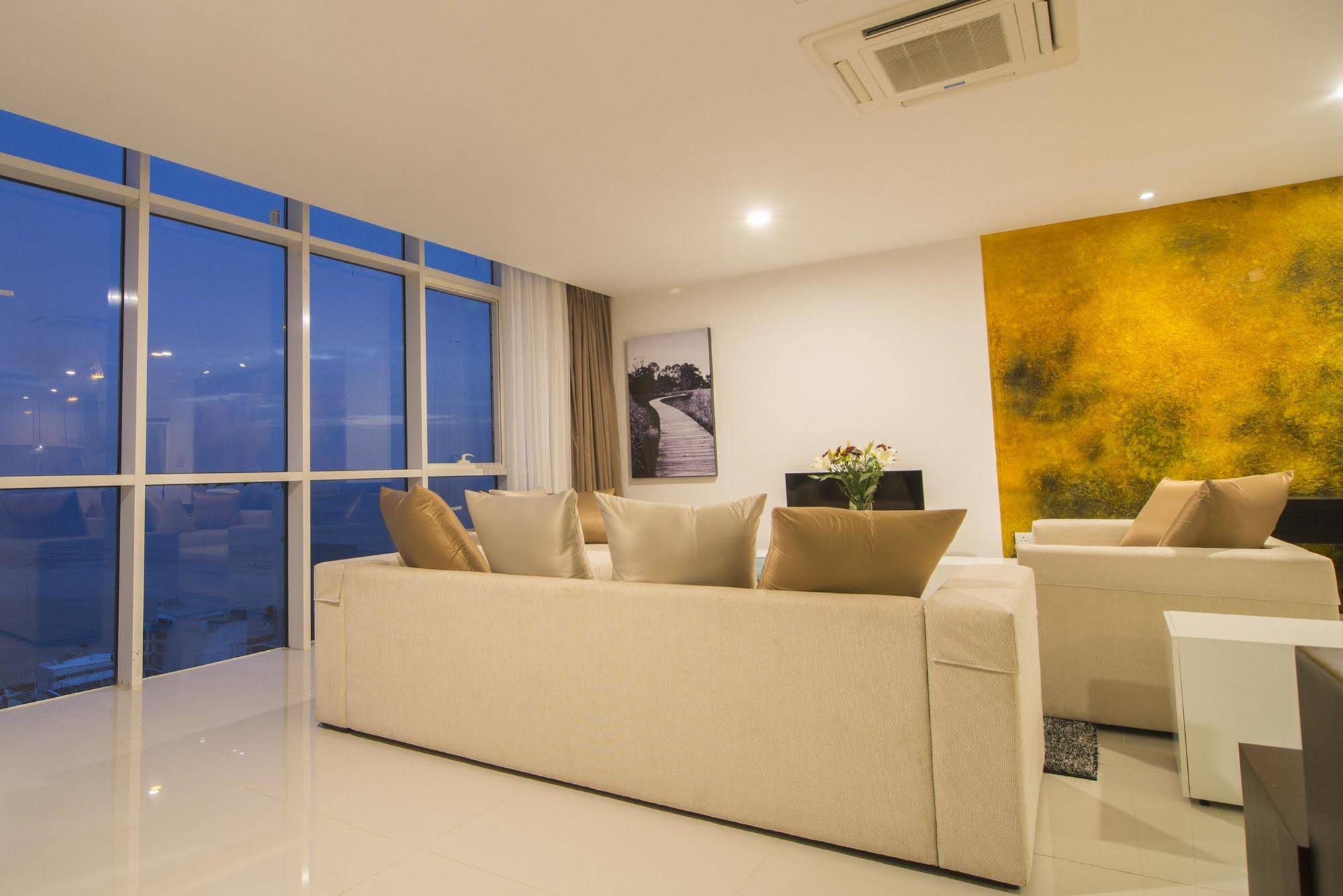 Platinum One Suites