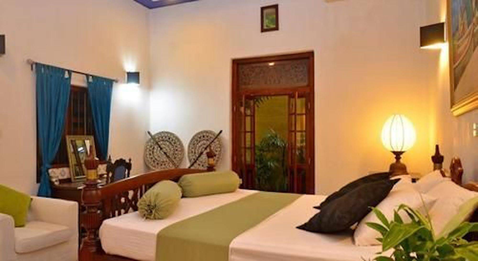 Villa Capers