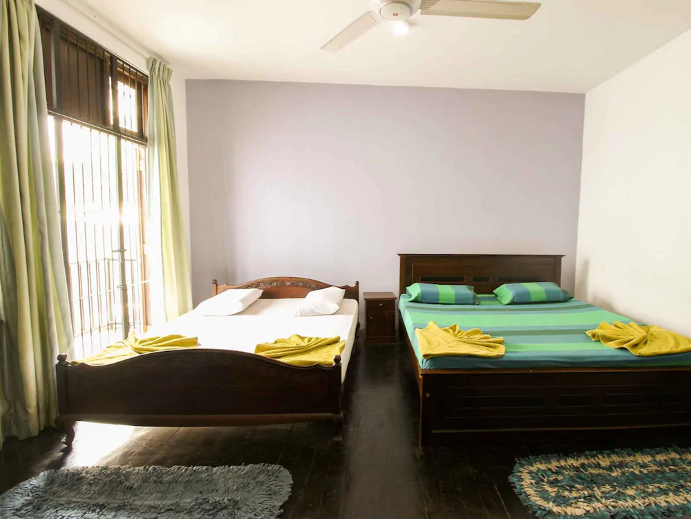 Yoho Solid Hotel Borella