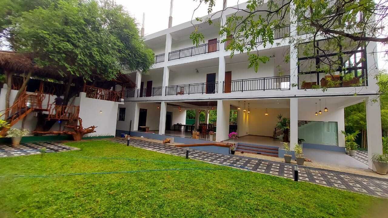 Hotel Eden Grand