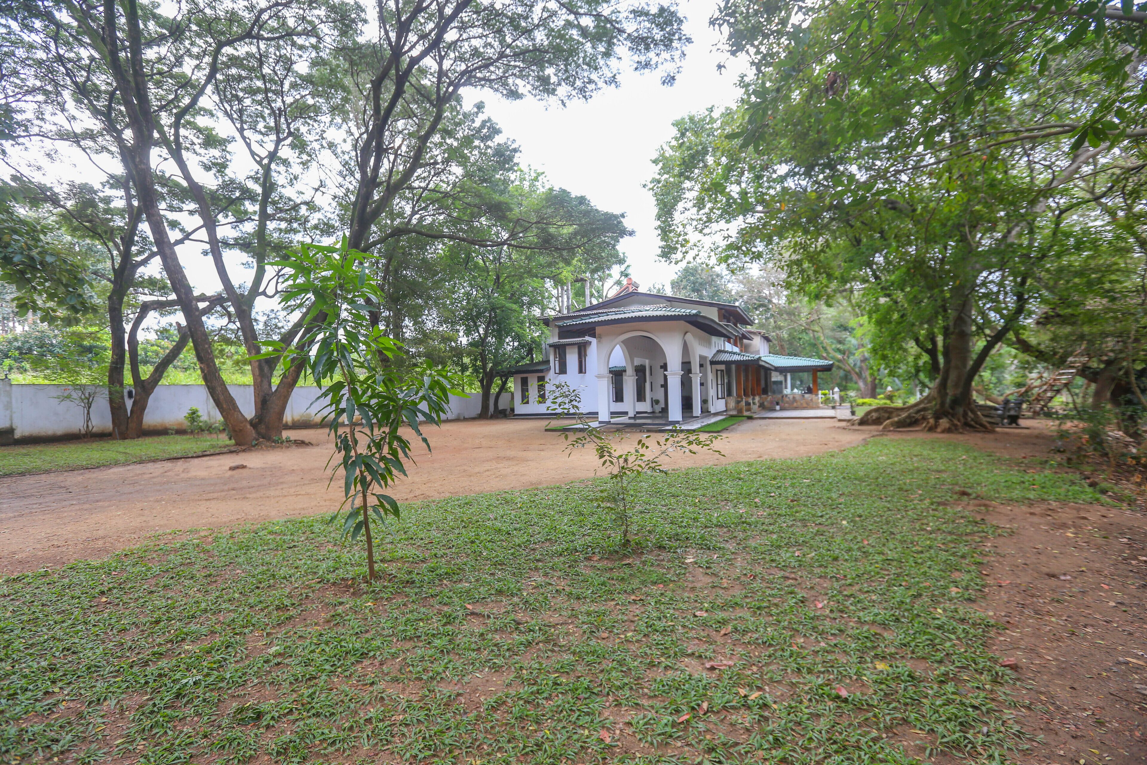 Grand Kalundawa Water Front Holiday Resort