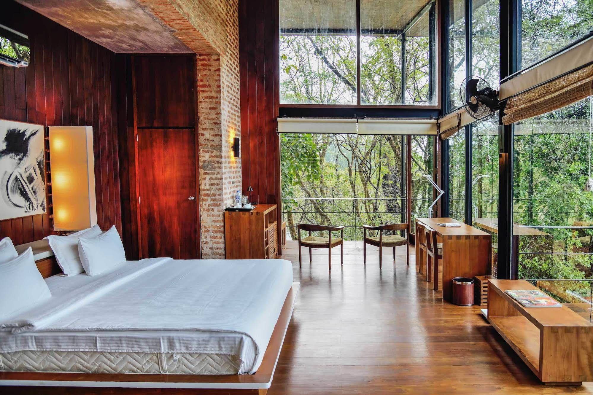 Kalundewa Retreat