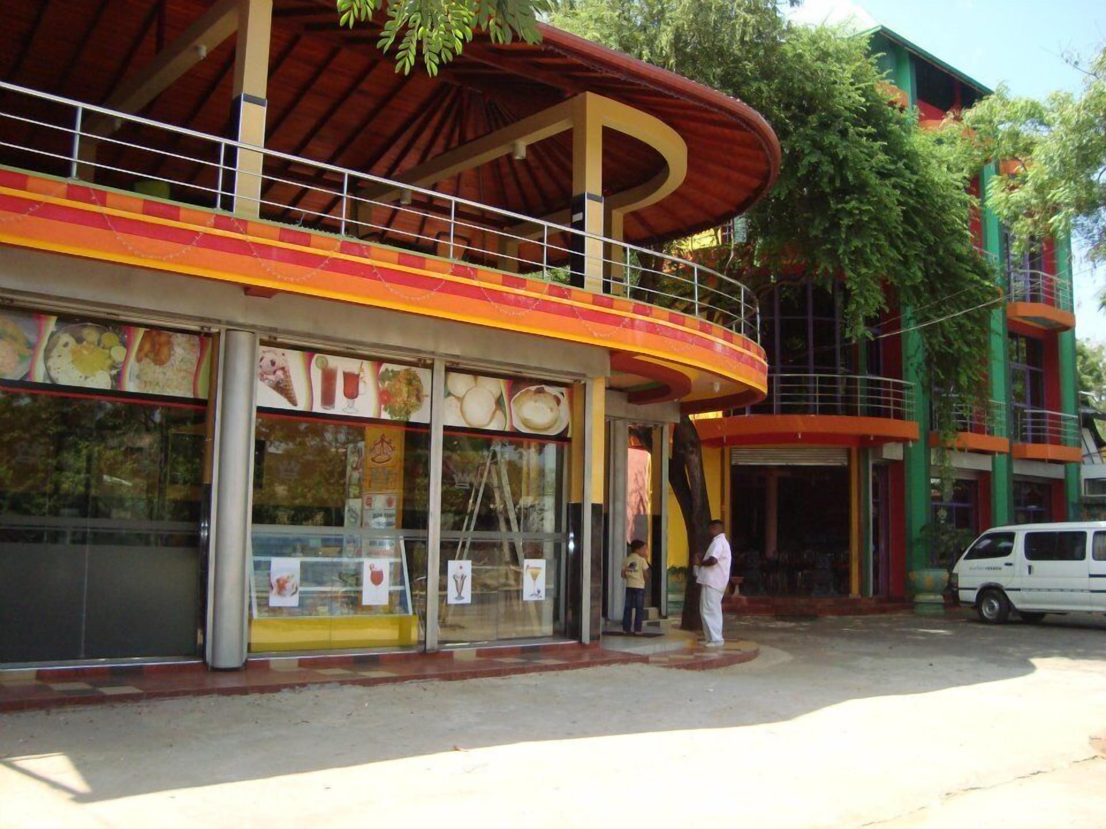 Mahawasala Hotel