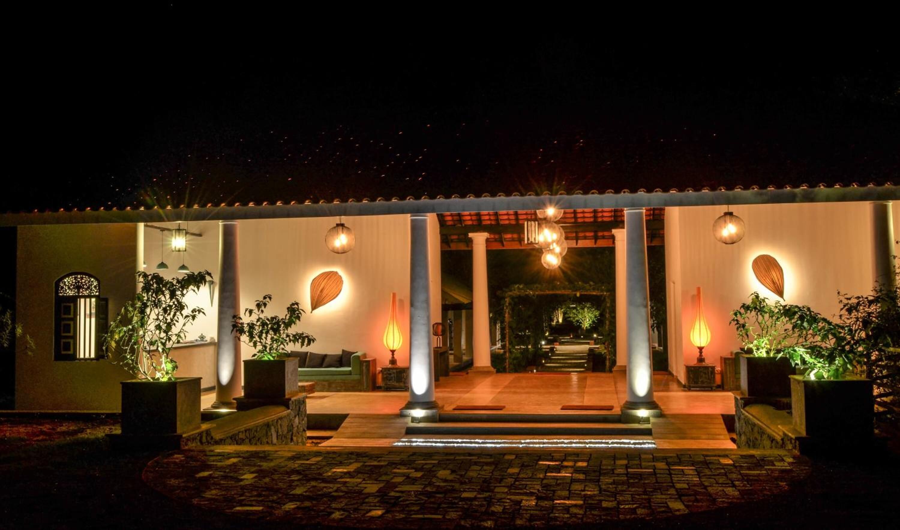 Rangiri Dambulla Resort