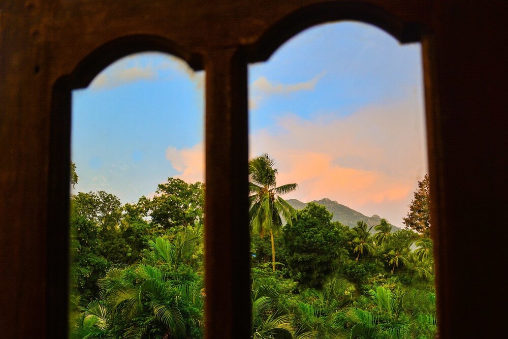 Saman's Guest House