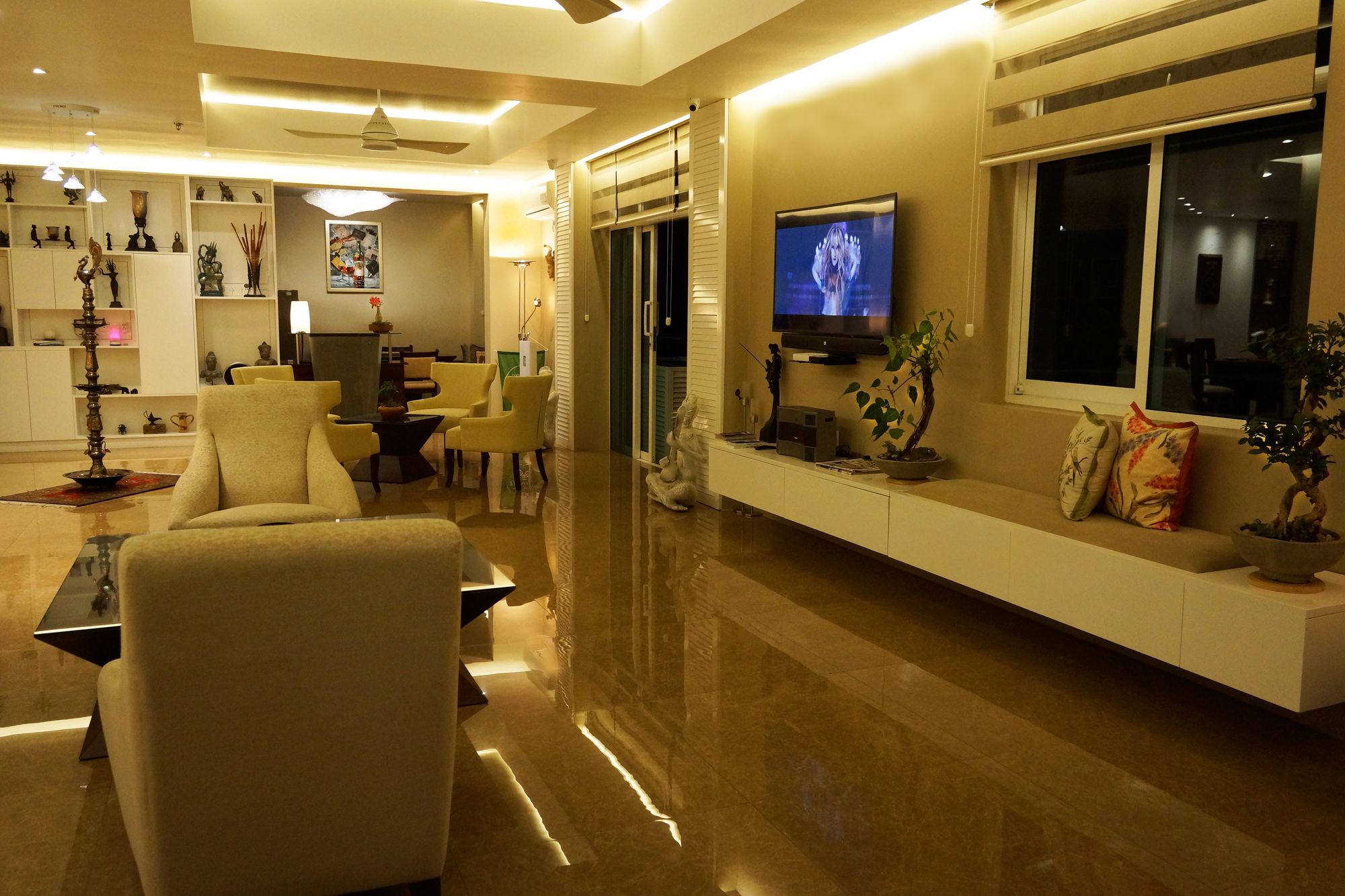 The Penthouse Above Sea