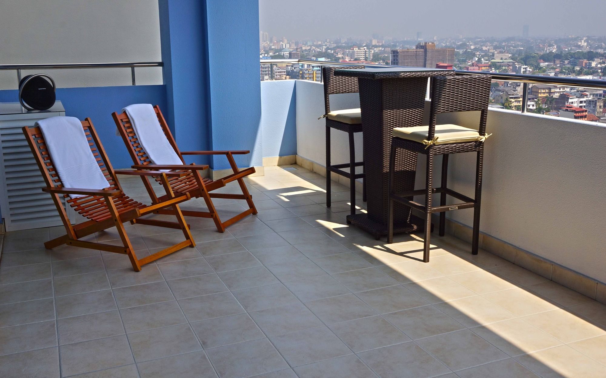 The Penthouse Above Sea