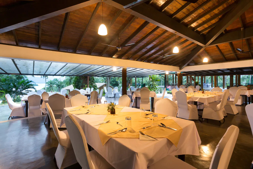 Oruthota Chalets