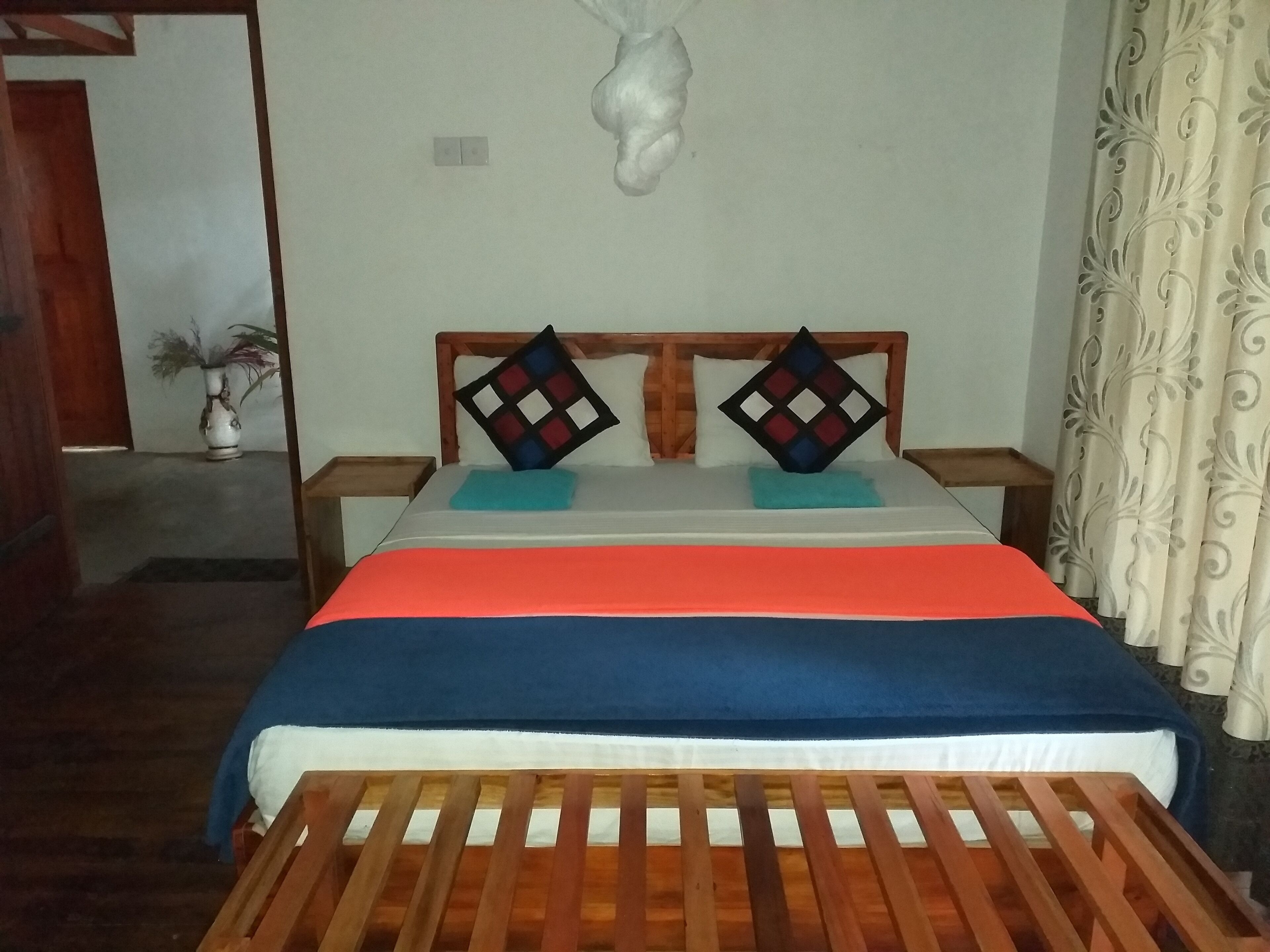 Ella Nature Nest