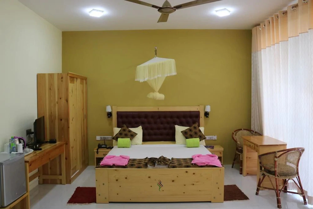 Ella's Edge Resort