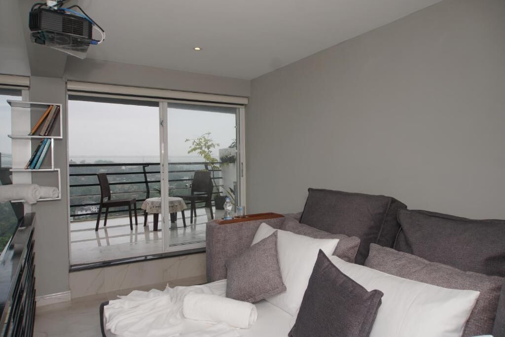 Fortview International Hotel