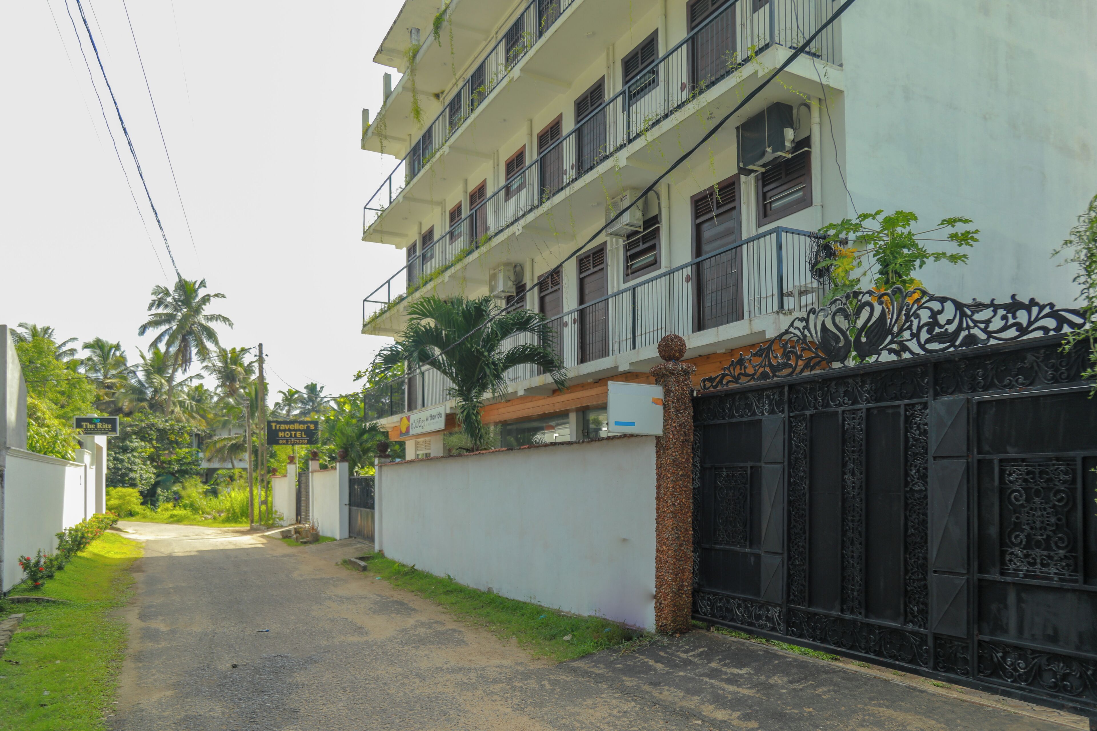 Travellers Hotel Hikkaduwa