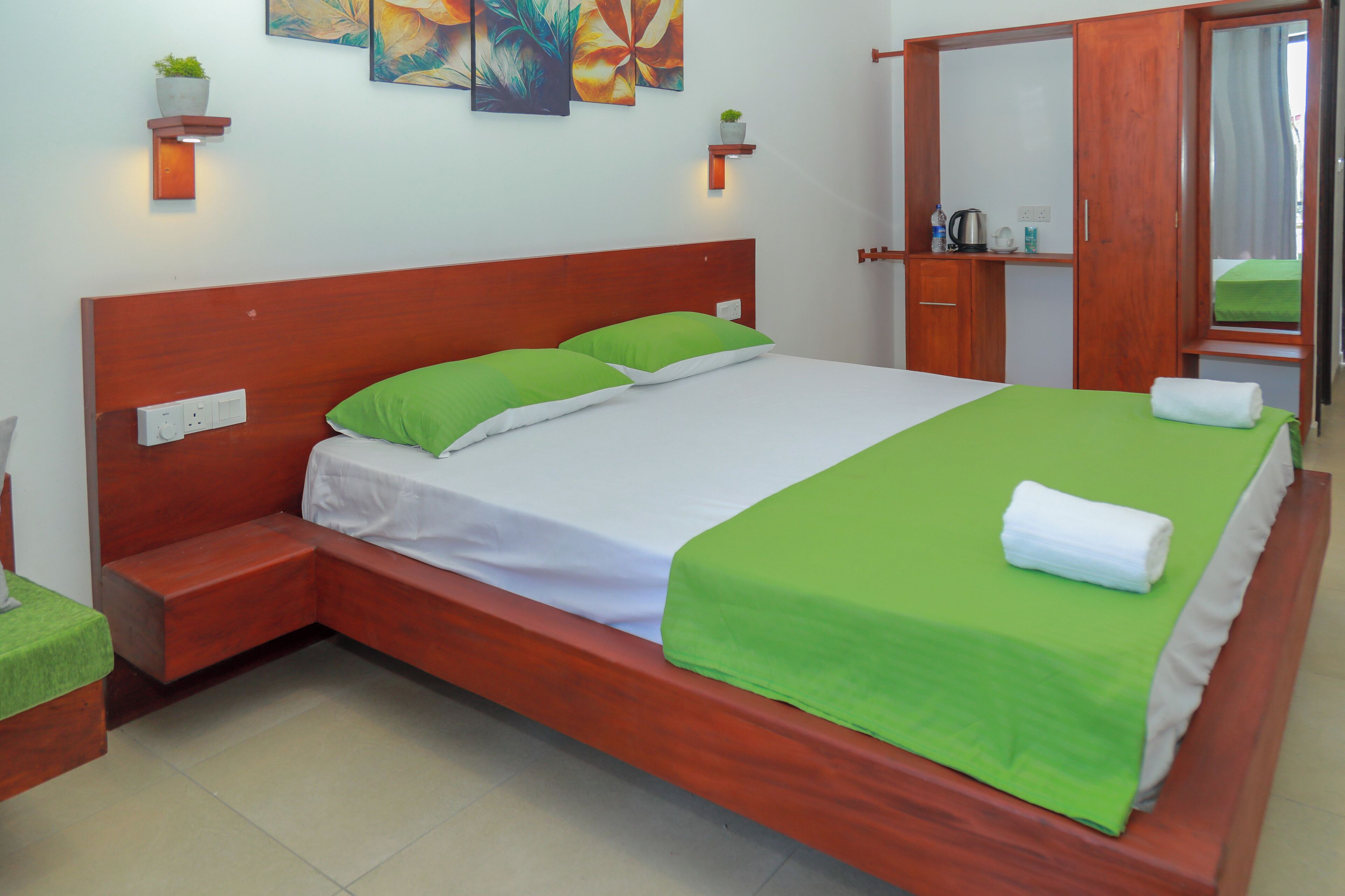 Travellers Hotel Hikkaduwa
