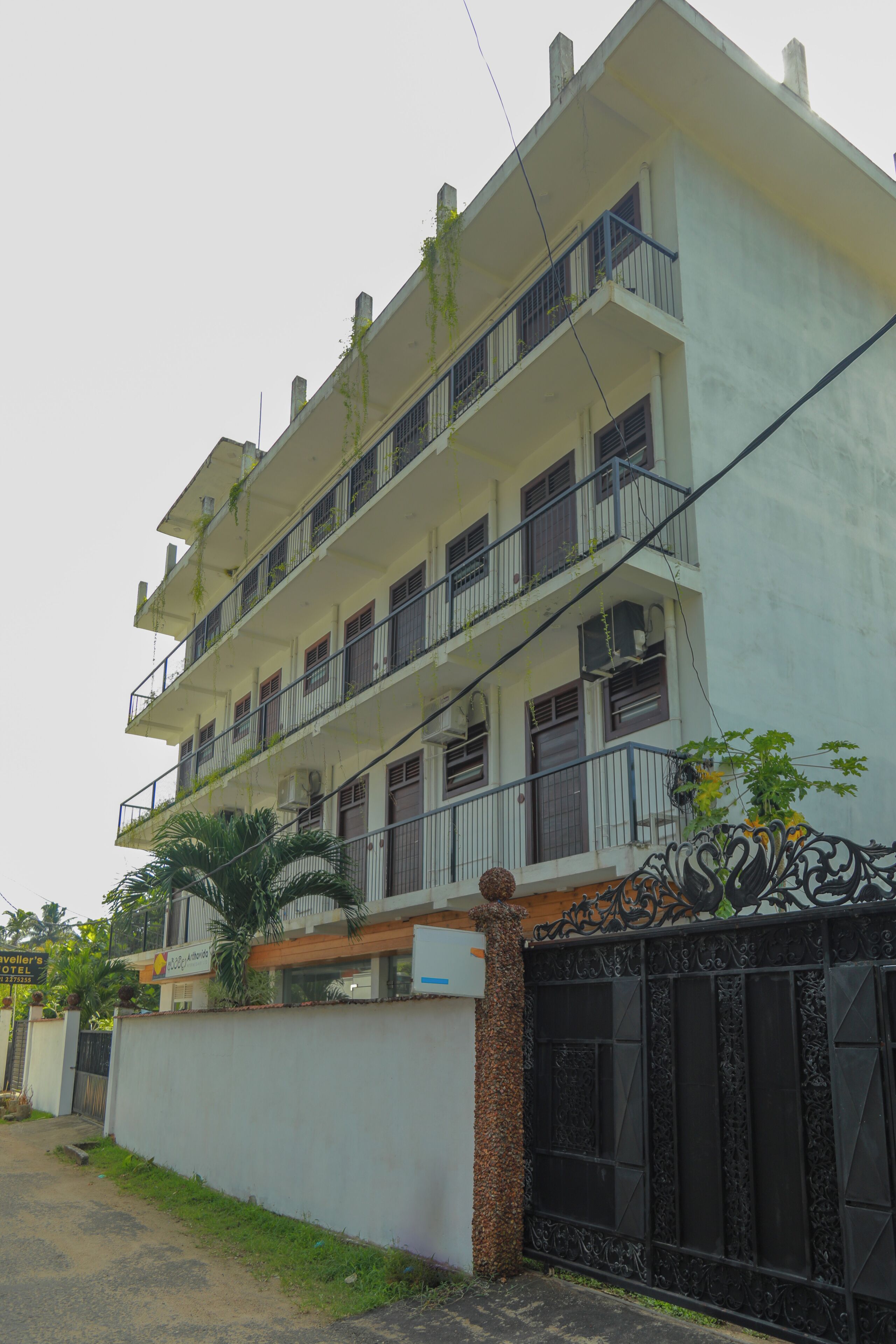 Travellers Hotel Hikkaduwa