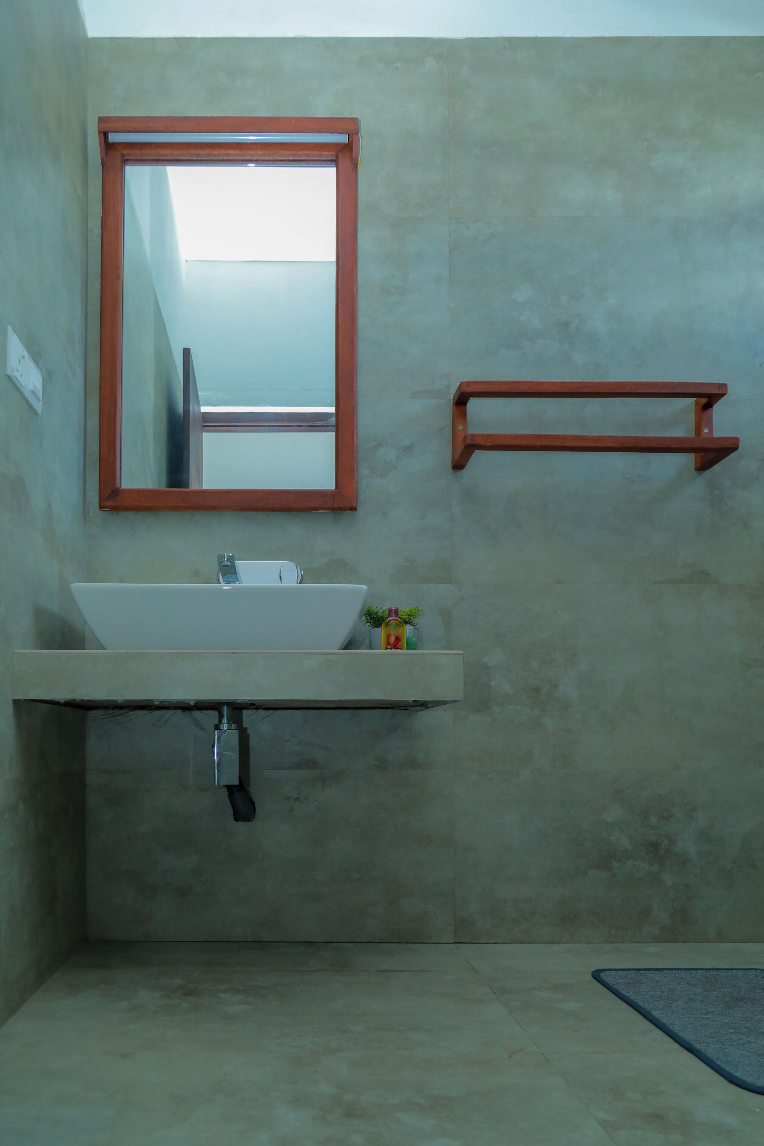 Travellers Hotel Hikkaduwa