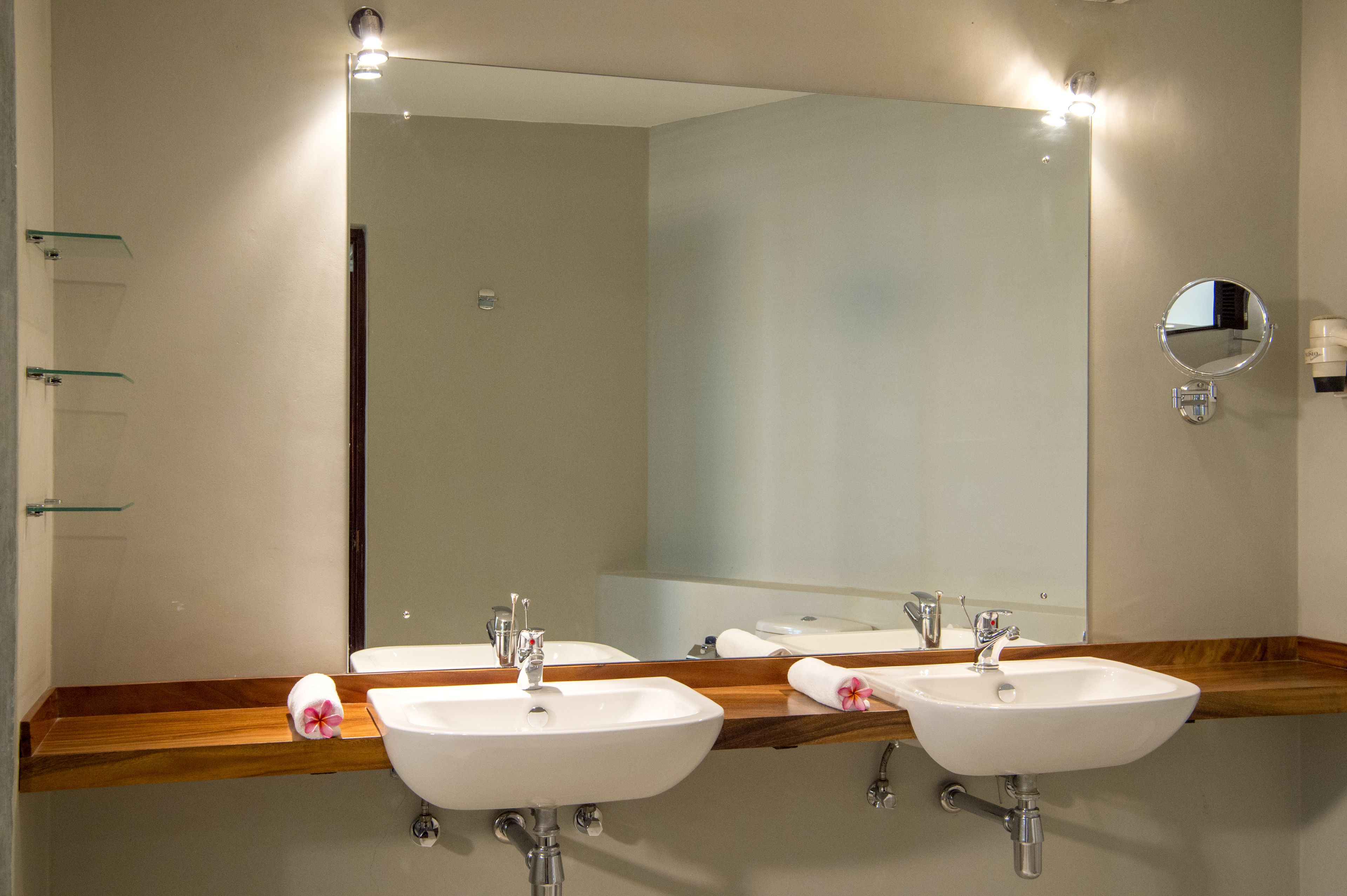 Mermaid Hotel & Club