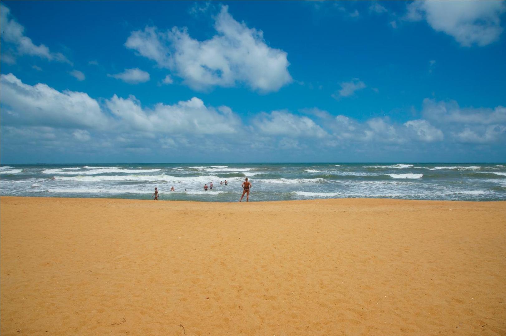 Mermaid Hotel & Club