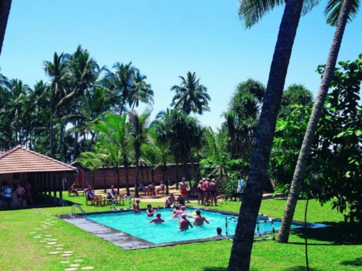 Mermaid Hotel & Club