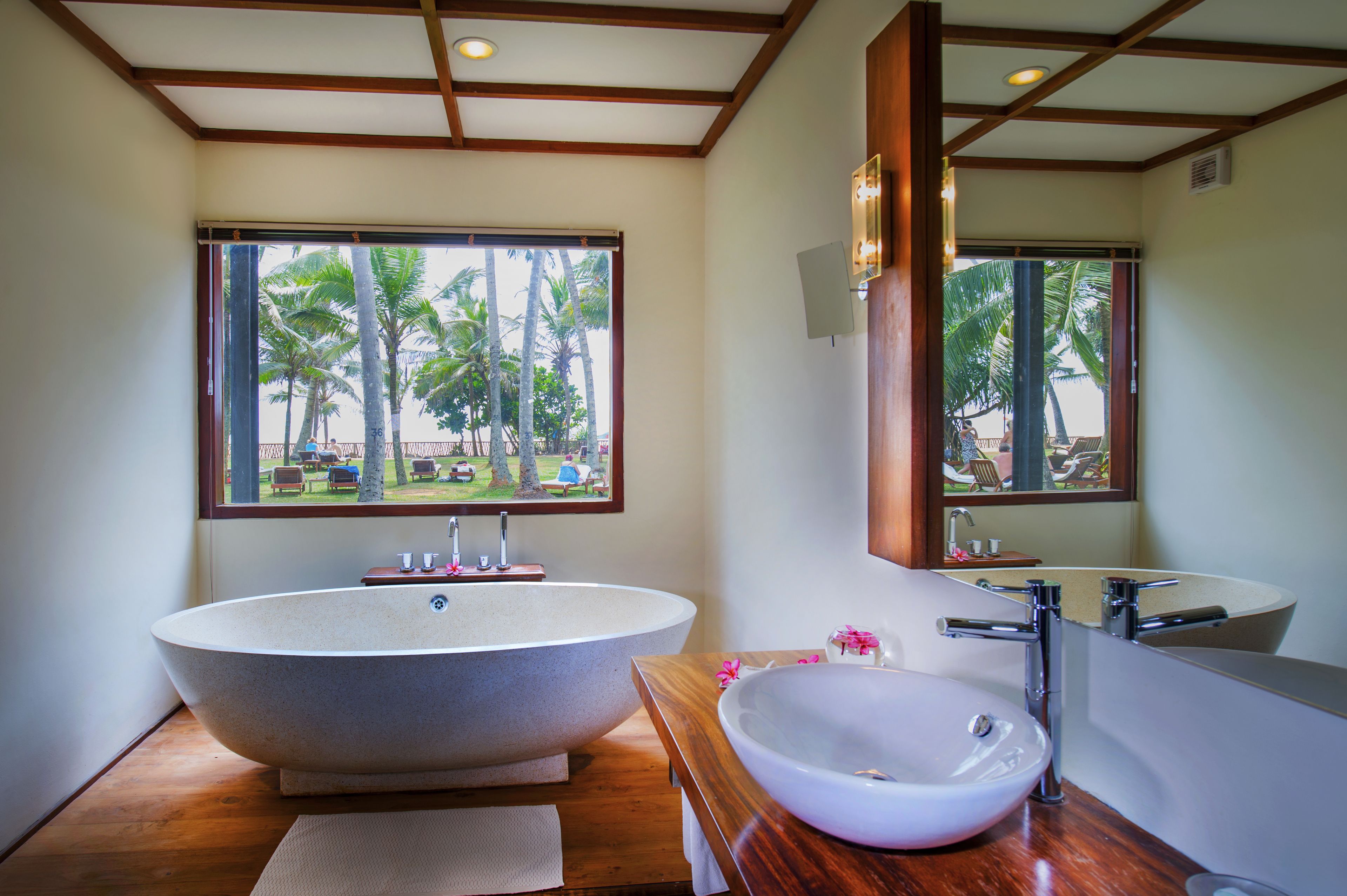 Mermaid Hotel & Club