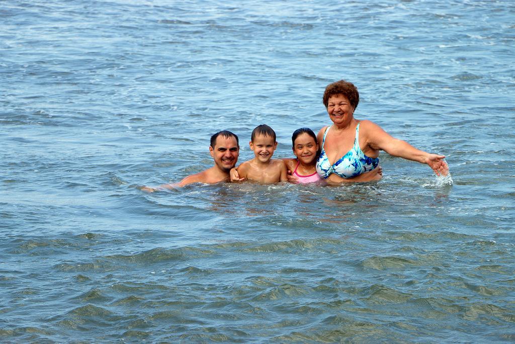 Roy Villa Beach