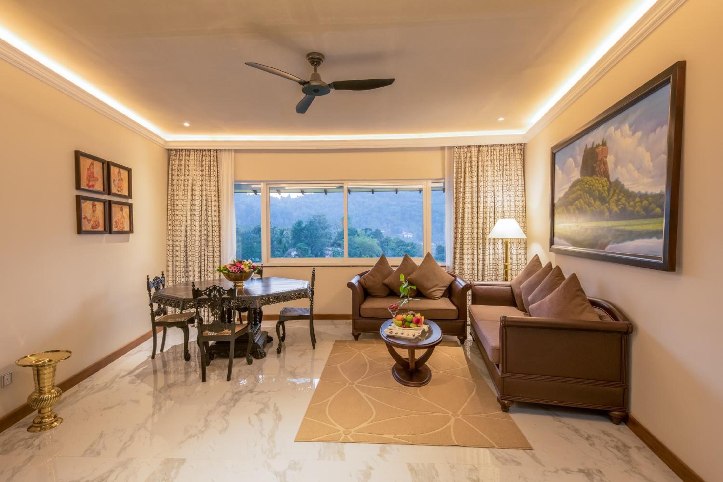 Earl's Regent Kandy