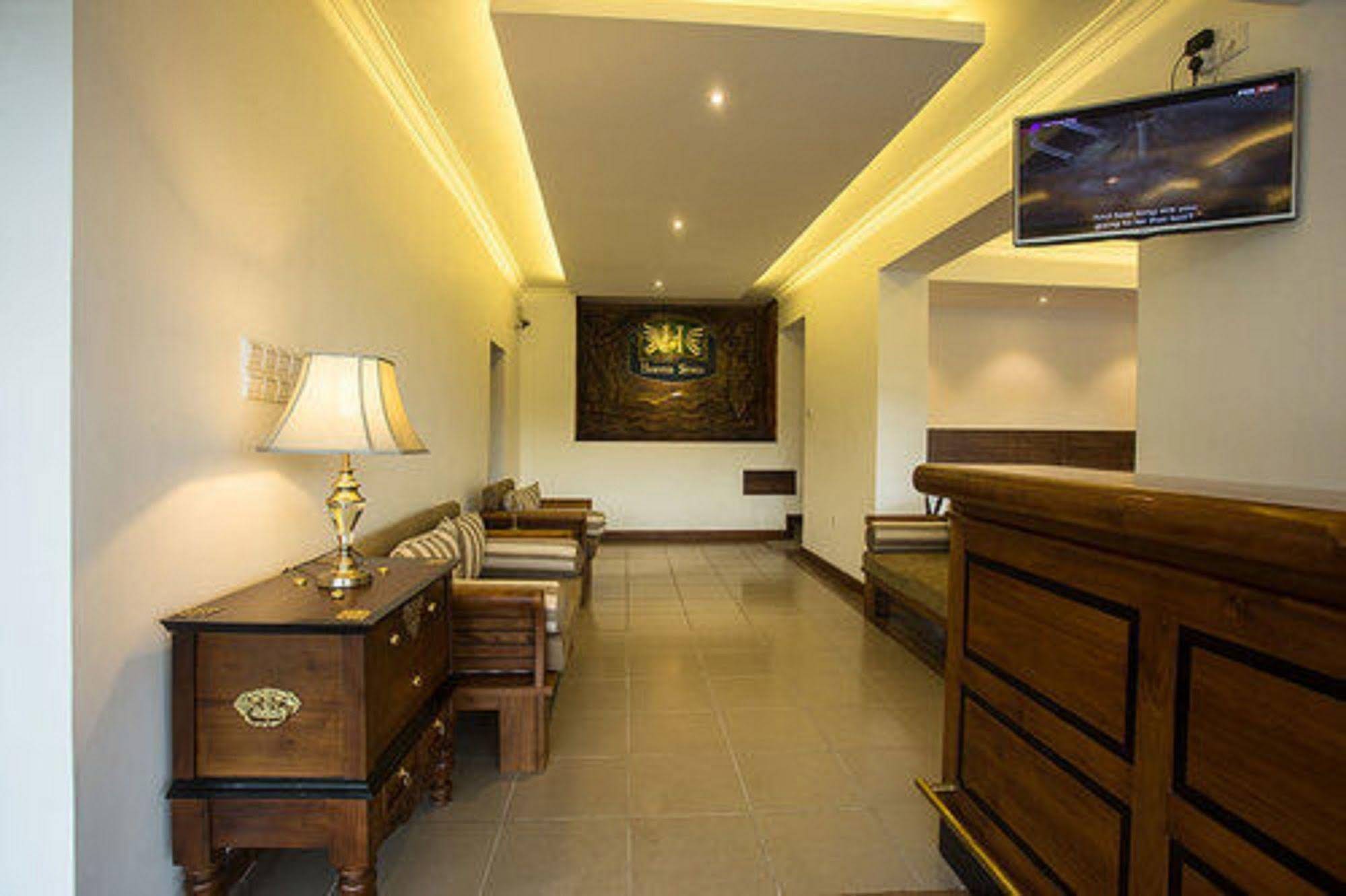 Heaven Seven Kandy