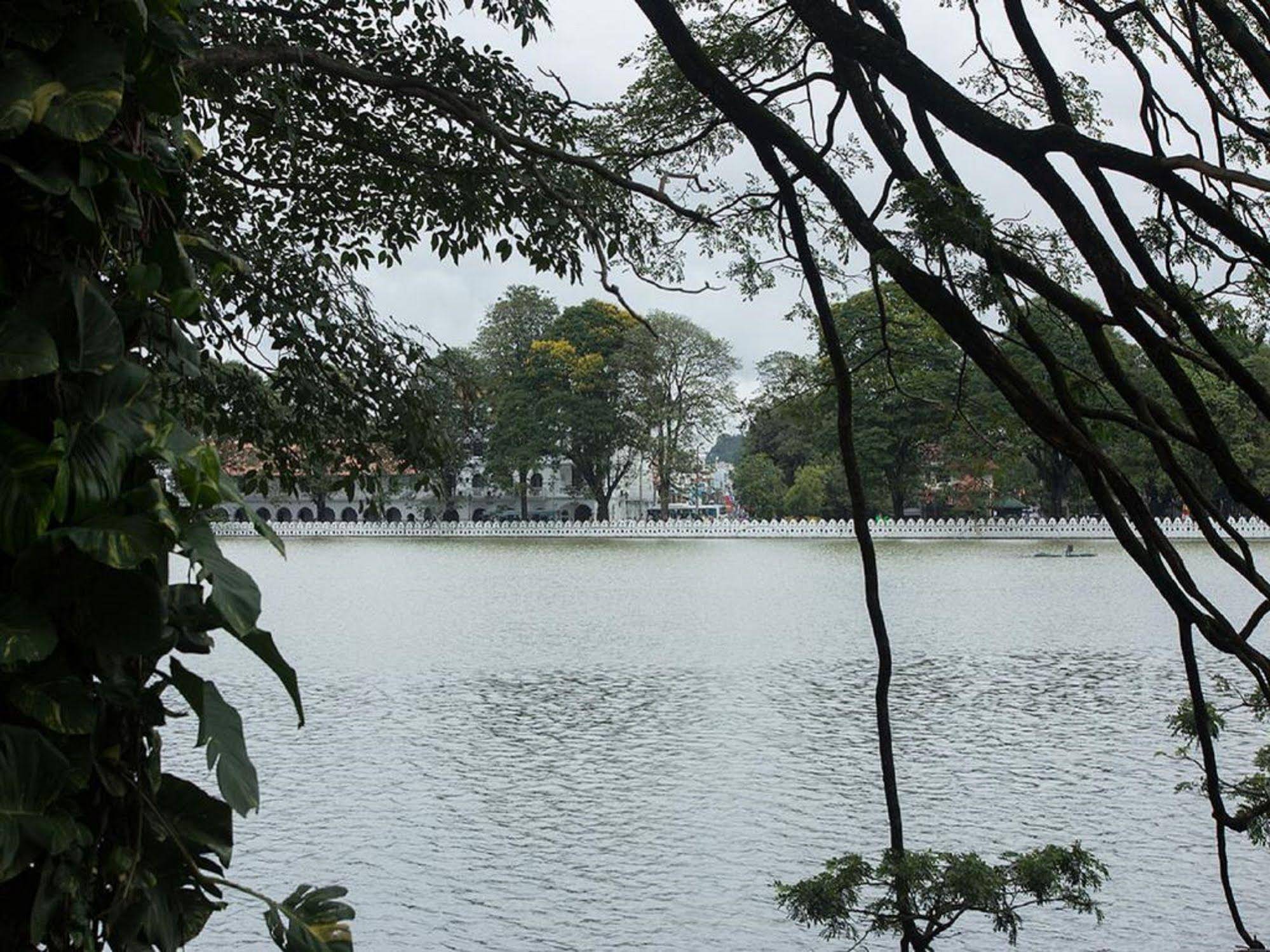 Heaven Seven Kandy