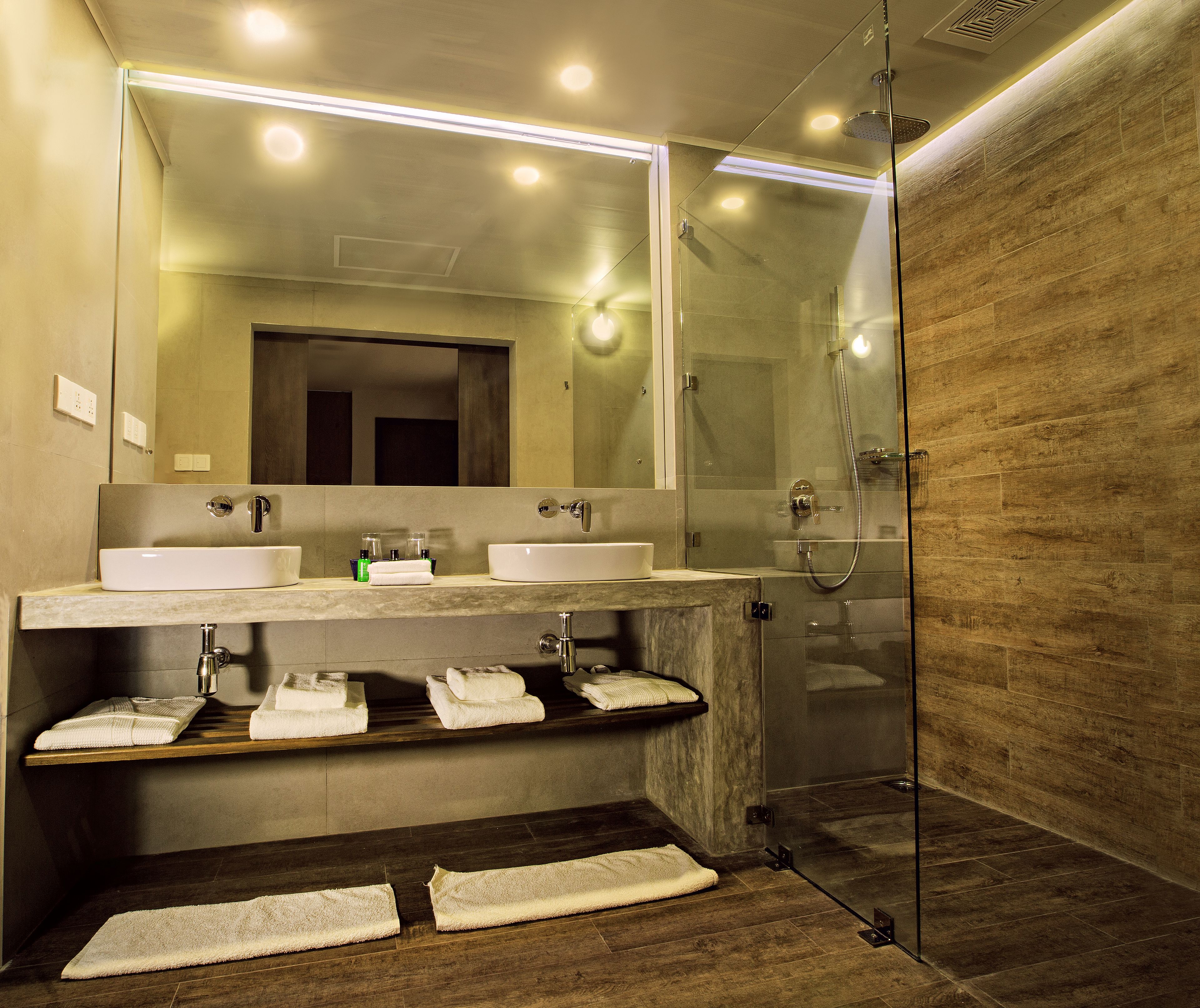 Sevana City Hotel