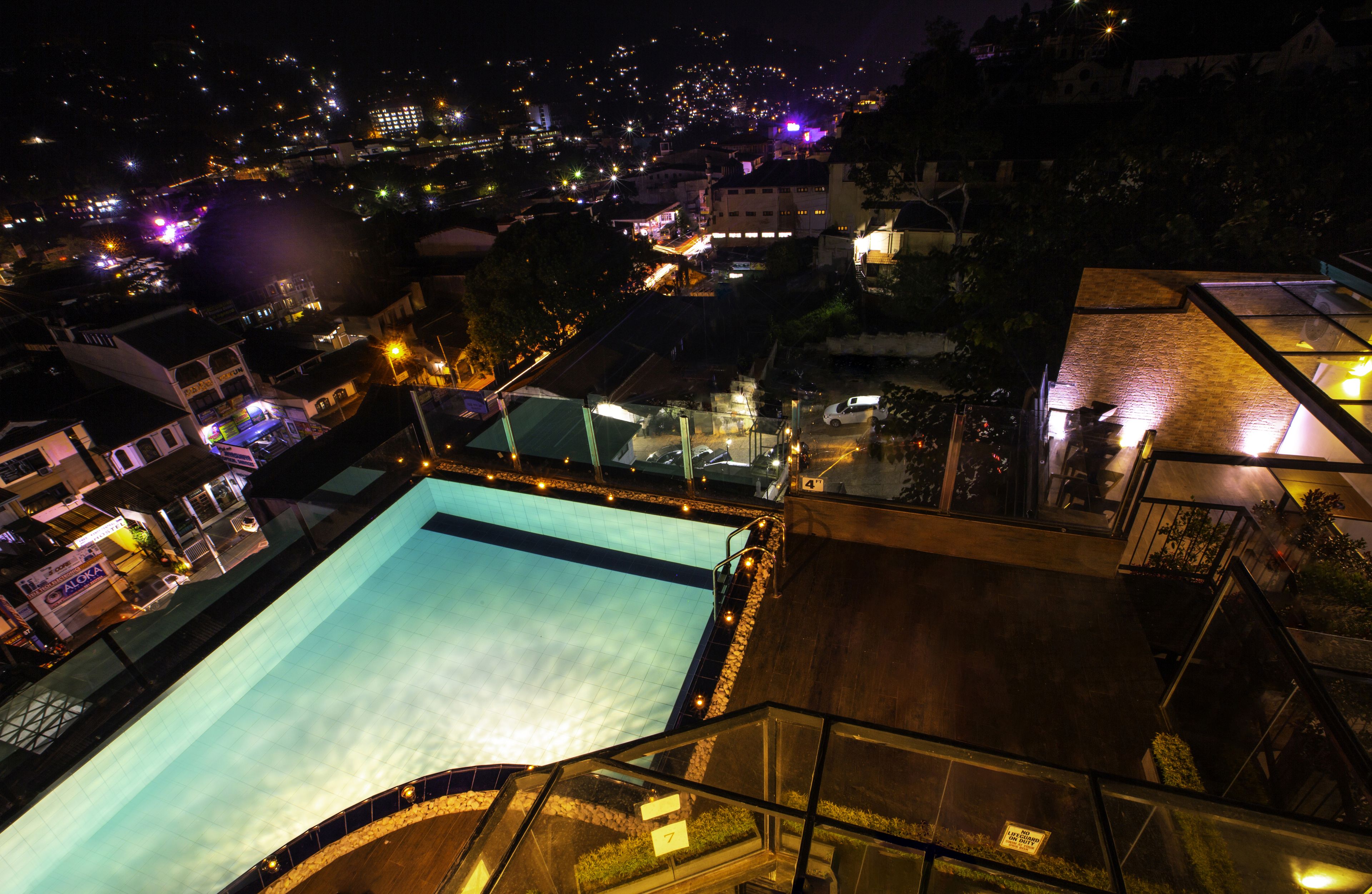Sevana City Hotel