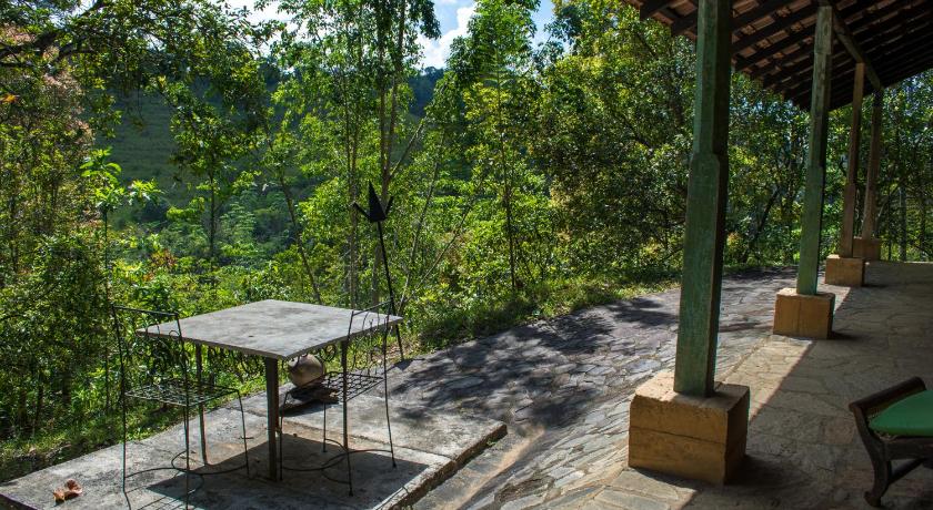 The Kandy Samadhi Center