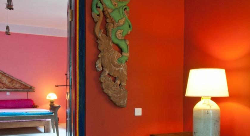 The Kandy Samadhi Center