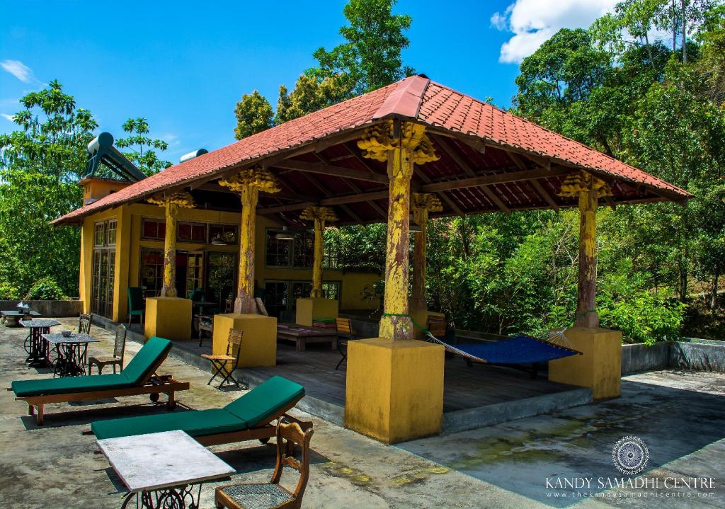 The Kandy Samadhi Center