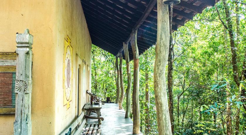 The Kandy Samadhi Center