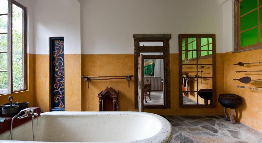 The Kandy Samadhi Center