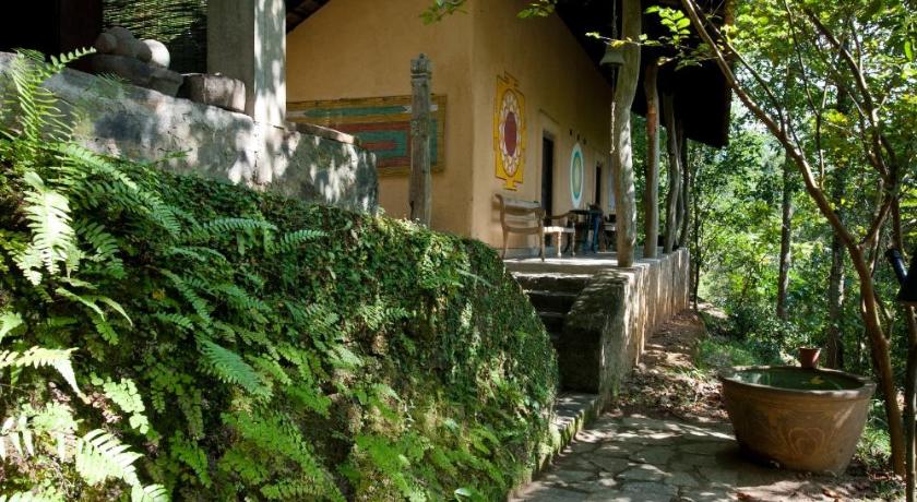 The Kandy Samadhi Center