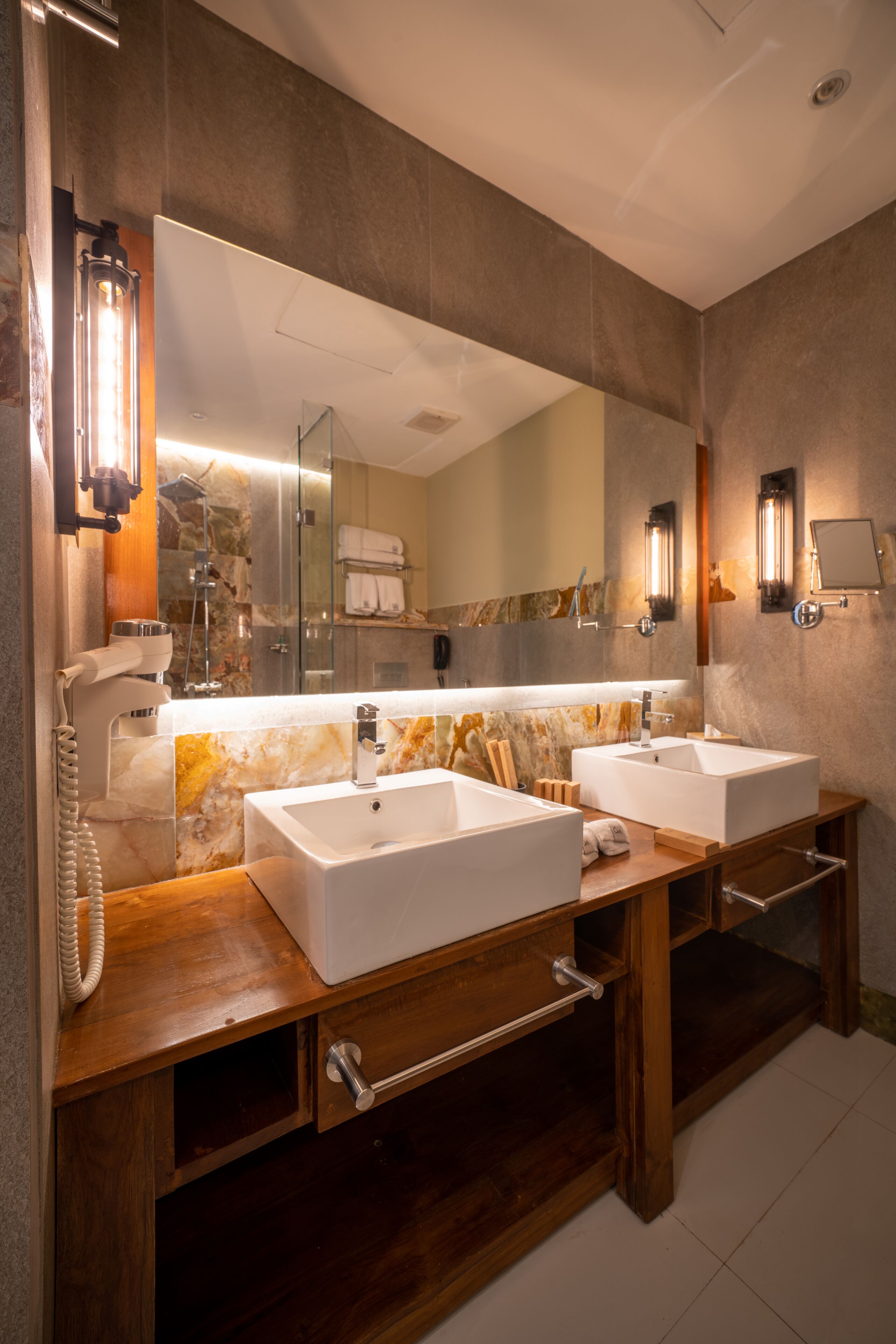 The Radh Hotel