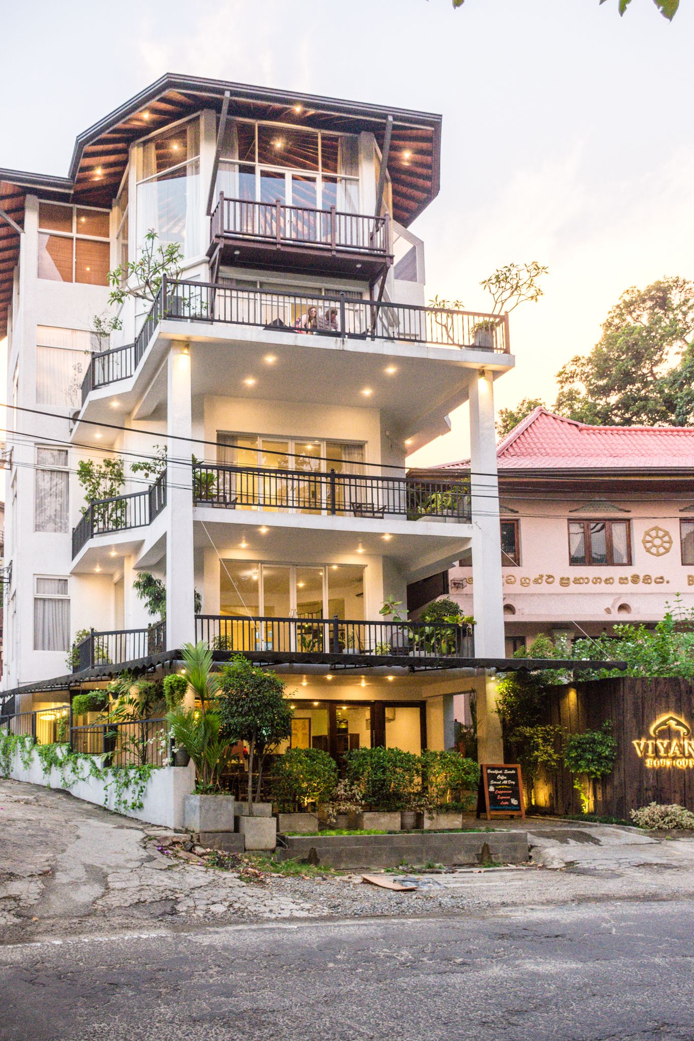 Viyana Boutique
